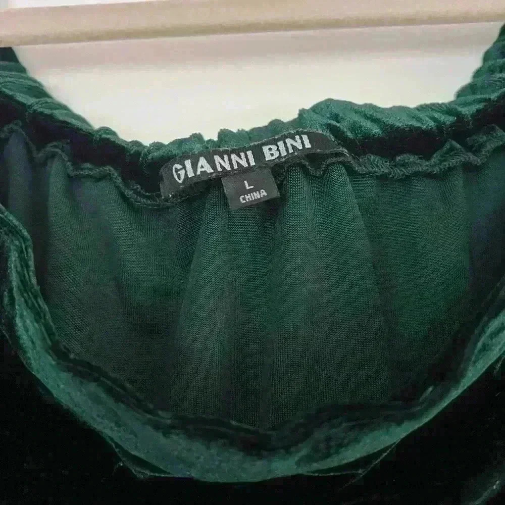 Gianni Bini green velvet babydoll dress off the shoulder mini christmas size L - Picture 11 of 13